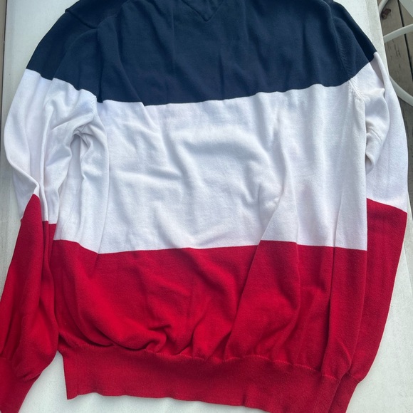 tommy hilfiger size L sweater - Picture 2 of 3